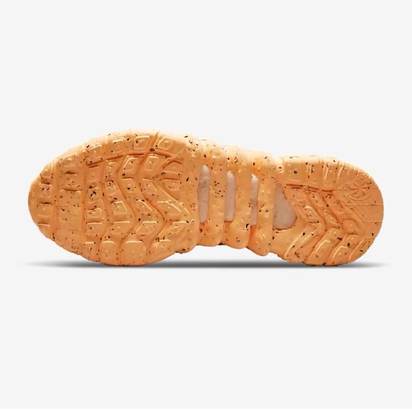 Nike: Space Hippie 01 - Picture 6 of 10